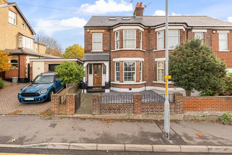 4 bedroom semi-detached house for sale, Singlewell Road, Gravesend DA11