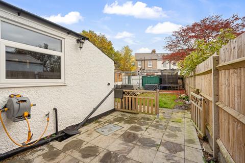 28 Singlewell Road, Gravesend, DA11 7PW