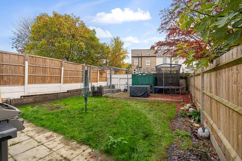 28 Singlewell Road, Gravesend, DA11 7PW