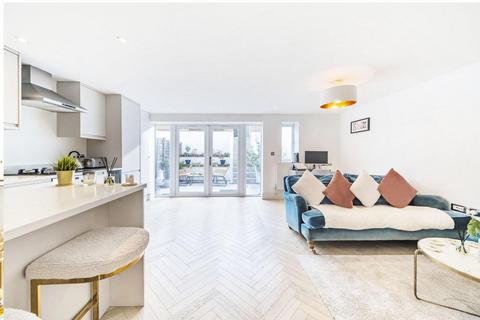 Flat 1, 39 Mill Hill Road, London, W3 8JE