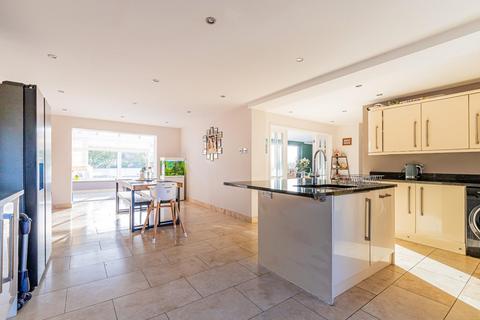 6 bedroom detached house for sale, Cross Common Road, Dinas Powys CF64