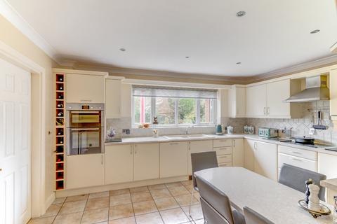 4 bedroom detached house for sale, Hither Green Lane, Bordesley, Redditch, Worcestershire, B98