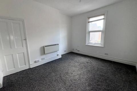 2 bedroom apartment to rent, Roker Terrace, Stockton-on-Tees, Durham, TS18