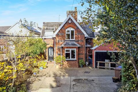 3 bedroom detached house for sale, Newton Road, Sudbury