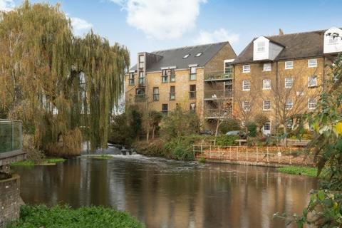 2 bedroom flat for sale, 32 Kings Mill Way, Denham, Uxbridge, Middlesex, UB9 4BS