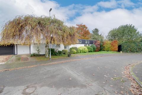 3 bedroom detached bungalow for sale, Victoria Crescent, Wyton