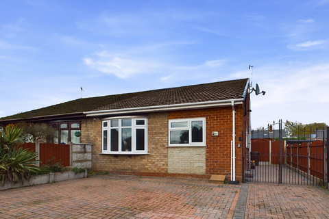 2 bedroom bungalow for sale, Byatts Grove, Stoke On Trent, ST3