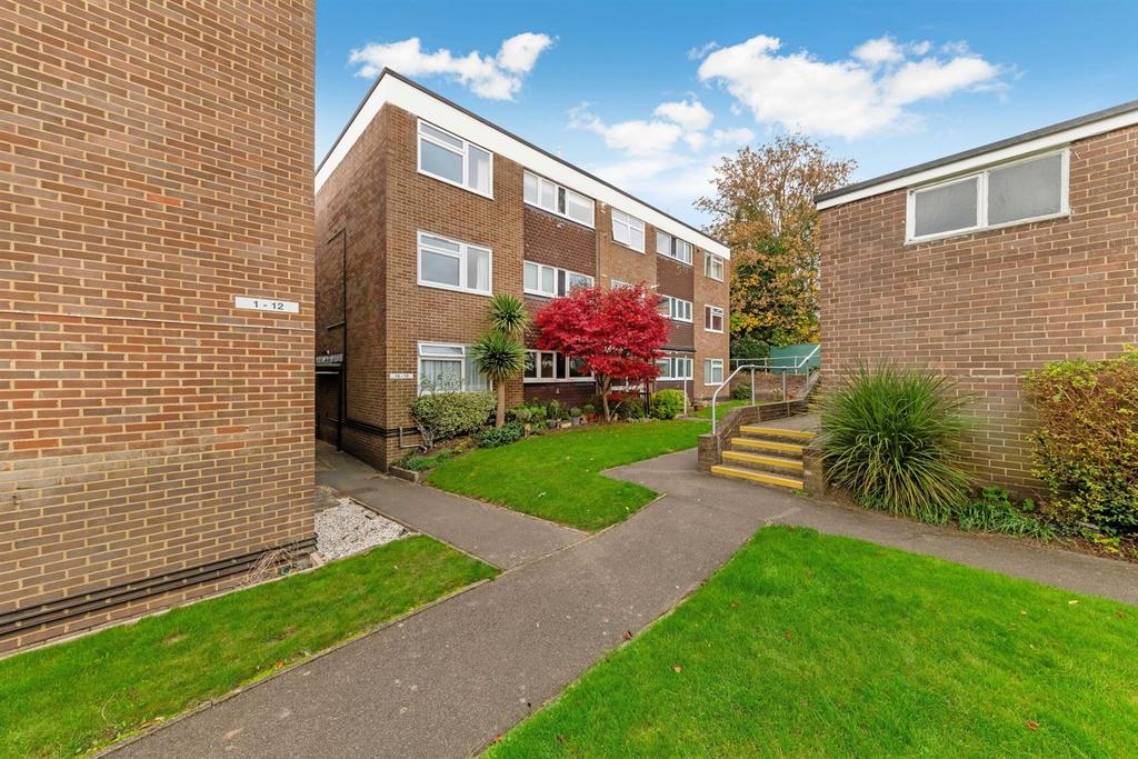 BRIAVELS COURT, FLAT -22.jpg