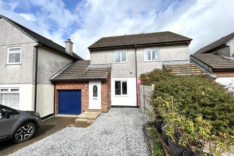 2 bedroom terraced house to rent, Kingsley Court, St. Columb TR9