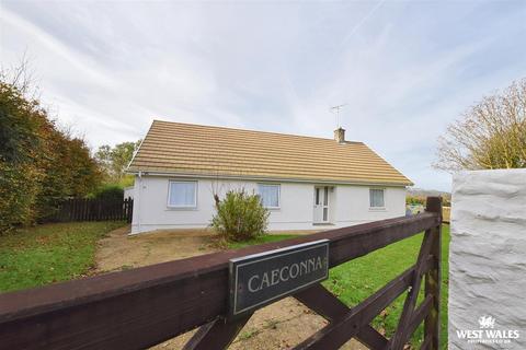 3 bedroom detached bungalow for sale, The Fraich, Fishguard