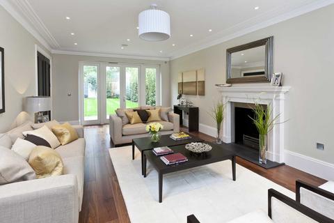 Birchwood Leigh Place, Cobham, KT11 2HL