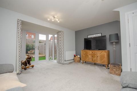 4 bedroom semi-detached house for sale, Crocus Road, Lyde Green, Bristol, BS16 7NZ