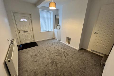 2 bedroom terraced house to rent, Halfpenny Lane, Pontefract, WF8