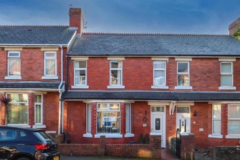 3 bedroom terraced house for sale, Woodlands Road, Barry