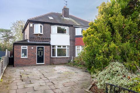 4 bedroom semi-detached house for sale, Manor Avenue, Sale M33