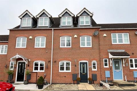 4 bedroom terraced house for sale, Cottage Court, Derbyshire DE56