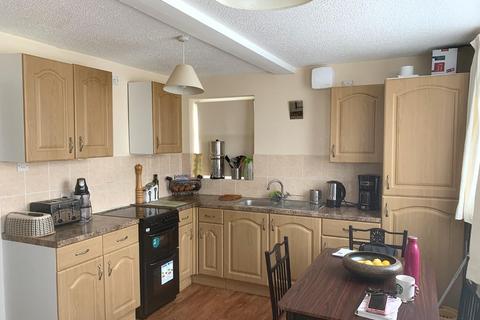 2 bedroom flat to rent, The Basket Works Wells Road