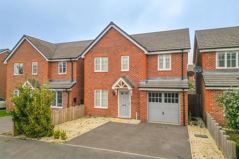 4 bedroom detached house for sale, Barleyfield Road, Weddington