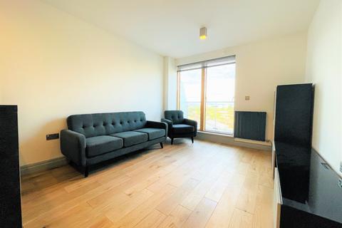 2 bedroom flat to rent, Jefferson Place, 1 Fernie Street, Green Quarter, M4 4BT