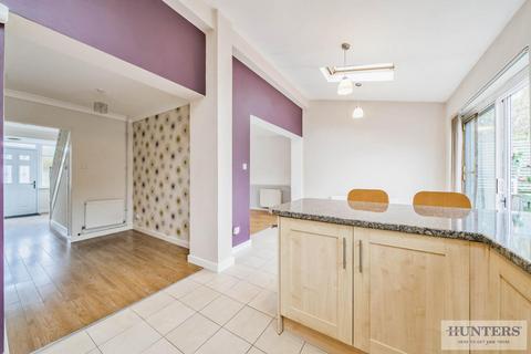 40 Brimpsfield Close, London, SE2 9LR