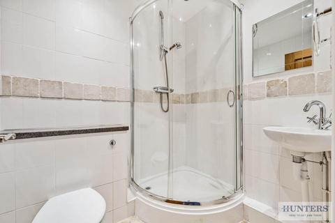 40 Brimpsfield Close, London, SE2 9LR