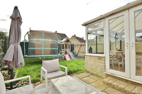 4 bedroom link detached house for sale, Chichester Place, Brize Norton, OX18