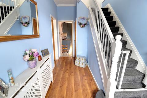 3 bedroom semi-detached house for sale, Blurton Road, Stoke-On-Trent