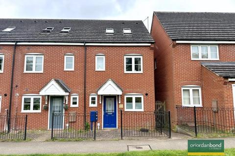 3 bedroom townhouse to rent, Frank Large Walk, St Crispin, Northampton NN5