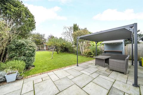 3 bedroom bungalow for sale, Grand Avenue, Surbiton KT5