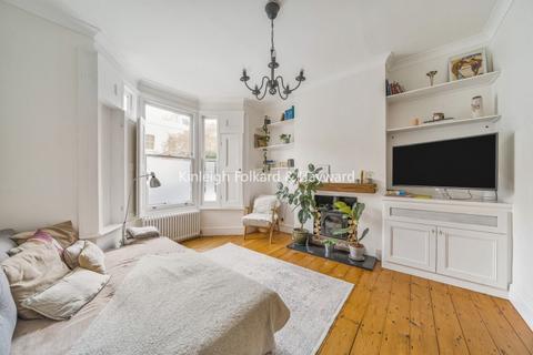 3 bedroom house to rent, Fortnam Road London N19