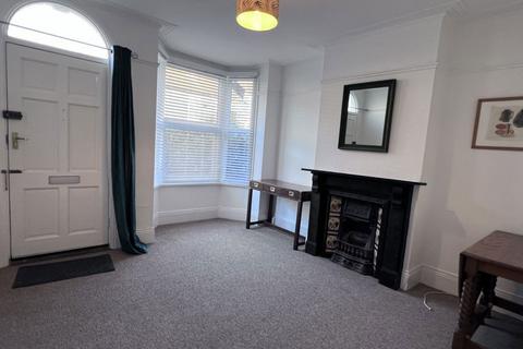 2 bedroom house to rent, Gloucester Street, Norwich