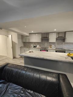 undefined, Room 10, 19 Merton Road