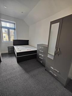 undefined, Room 10, 19 Merton Road