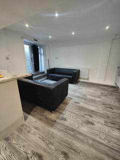 undefined, Room 9, 19 Merton Road