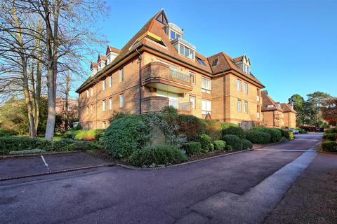 3 bedroom property to rent, Redwood Lodge, Grange Road, Cambridge