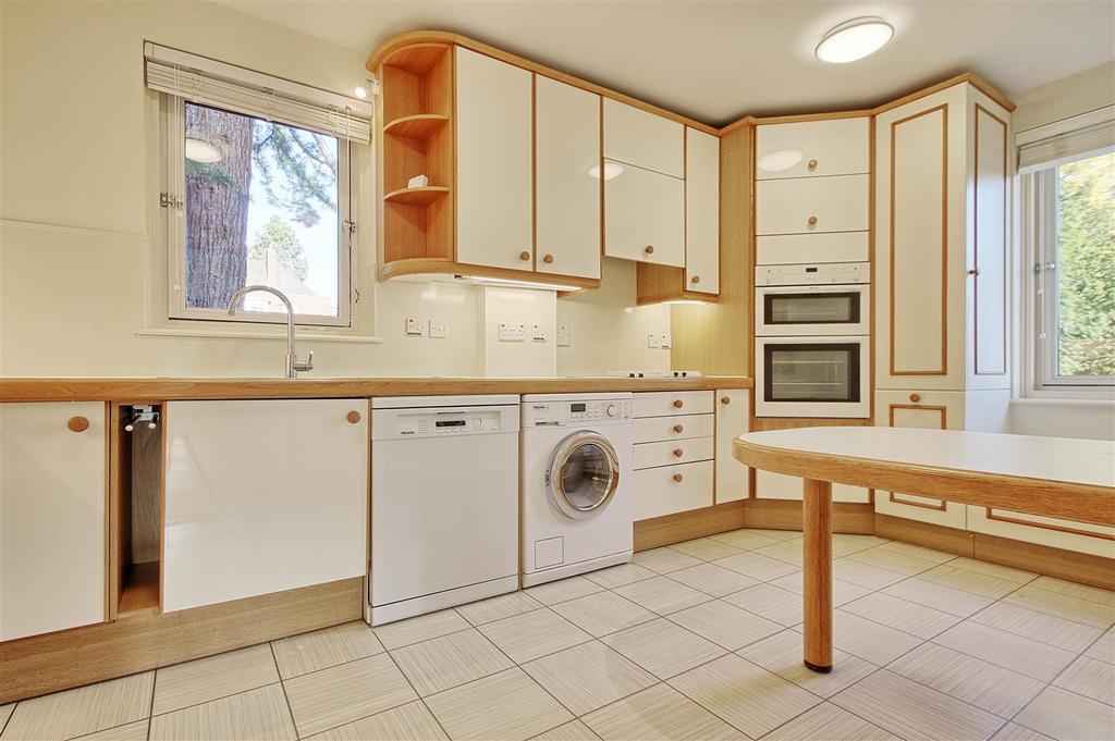 Kitchen.jpg
