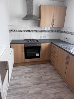 2 bedroom maisonette to rent, Ladysmith Road, Harrow Weald HA3