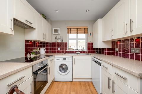 2 bedroom flat for sale, 3/10 North Werber Place, Edinburgh EH4