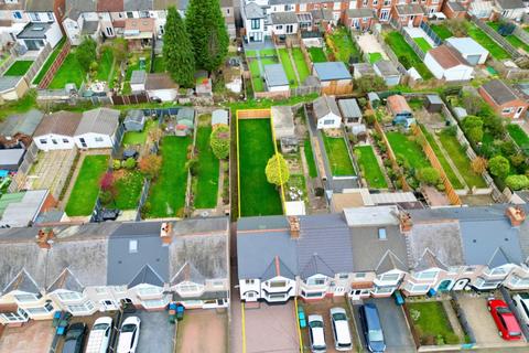 3 bedroom semi-detached house for sale, Hermitage Road, Wyken, Coventry - Extensive refurbishment & no chain