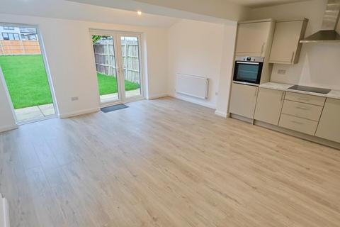 3 bedroom semi-detached house for sale, Hermitage Road, Wyken, Coventry - Extensive refurbishment & no chain