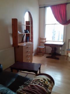 1 bedroom in a flat share to rent, Trafalgar Avenue, London SE15