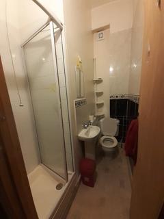 1 bedroom in a flat share to rent, Trafalgar Avenue, London SE15