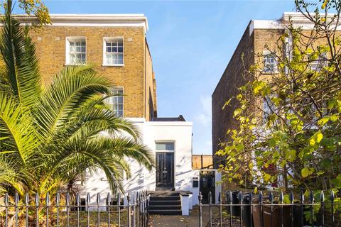 2 bedroom flat for sale, Queensbridge Road, London Fields, London, E8