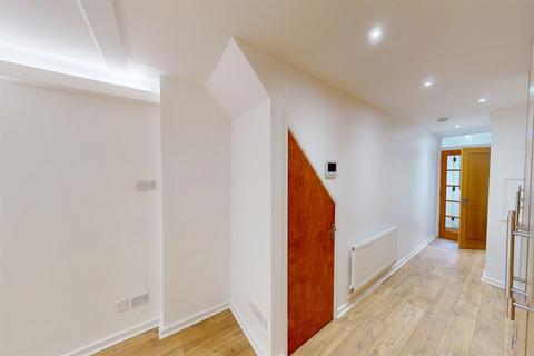 undefined, Smarts Lane Mews, Smarts Lane, Loughton, IG10