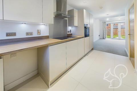 15 Copse Drive, Rowhedge, Colchester, CO5 7DU