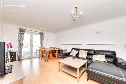 2 bedroom flat to rent, Victory Mews, The Strand, Brighton, BN2