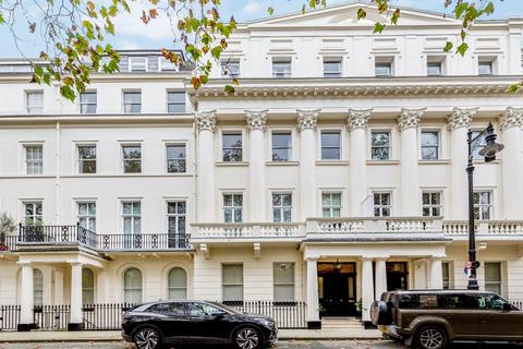 3 bedroom flat for sale, Eaton Square, London, SW1W