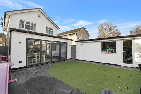 3 bedroom detached house for sale, Deep Ghyll Walk, Ripon