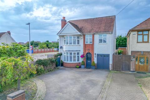 4 bedroom detached house for sale, The Long Shoot, Nuneaton