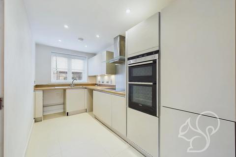11 Copse Drive, Rowhedge, Colchester, CO5 7DU